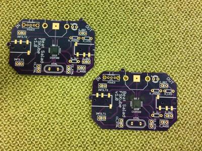 Boards with the DS8500 soldered on. Note that the lower right board is charred and cracked from the hot air treatment.